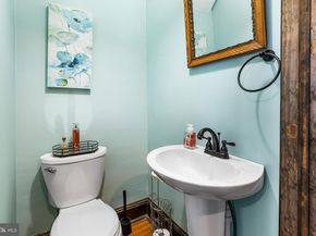 329 Lyceum Avenue, Philadelphia PA 19128