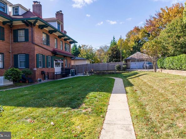 3001 W Queen Lane, Philadelphia PA 19129