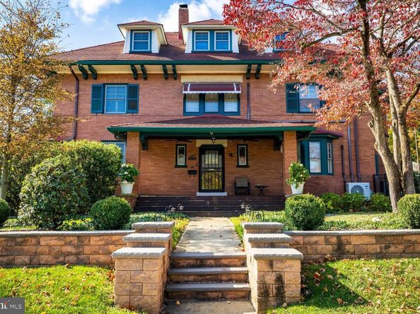 3001 W Queen Lane, Philadelphia PA 19129