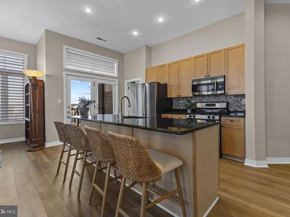 181 E Reed Avenue 411, Alexandria VA 22305