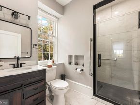 1339 Wheatsheaf Lane, Abington PA 19001