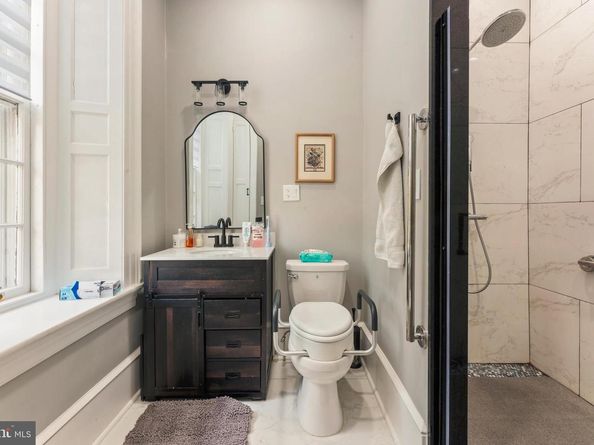 1339 Wheatsheaf Lane, Abington PA 19001