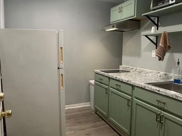 2144 S 10TH Street, Philadelphia PA 19148