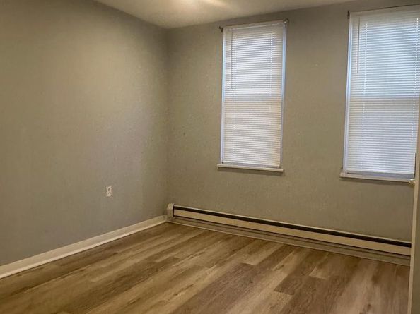 2144 S 10TH Street, Philadelphia PA 19148