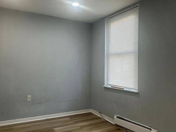 2144 S 10TH Street, Philadelphia PA 19148