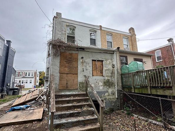 219 Cedar Avenue, Holmes PA 19043