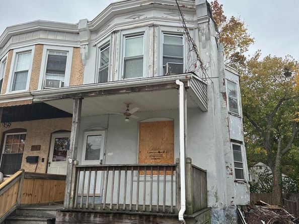 219 Cedar Avenue, Holmes PA 19043