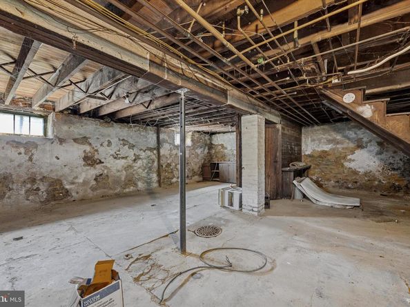 501 W Moreland Road, Willow Grove PA 19090