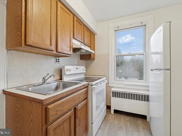 501 W Moreland Road, Willow Grove PA 19090