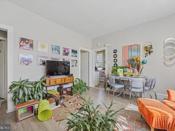 501 W Moreland Road, Willow Grove PA 19090