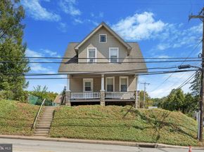 501 W Moreland Road, Willow Grove PA 19090