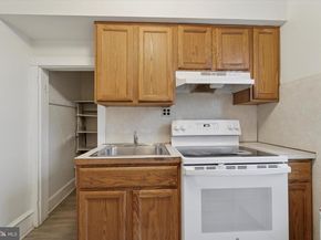 501 W Moreland Road, Willow Grove PA 19090