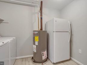 565 Florida Avenue 201, Herndon VA 20170