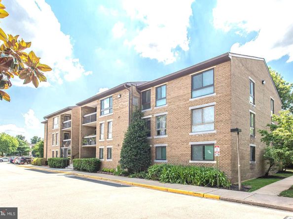 565 Florida Avenue 201, Herndon VA 20170