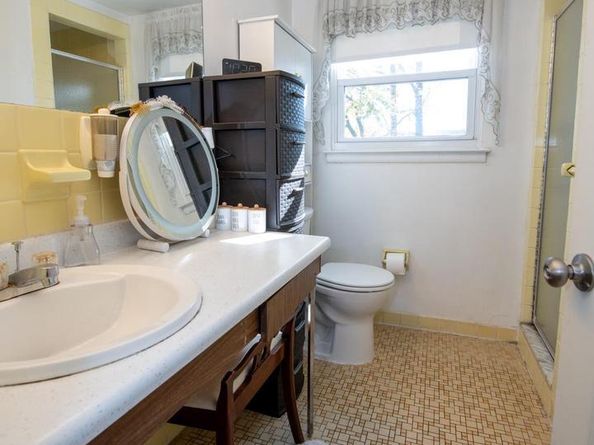 287 Essex Road, Warminster PA 18974