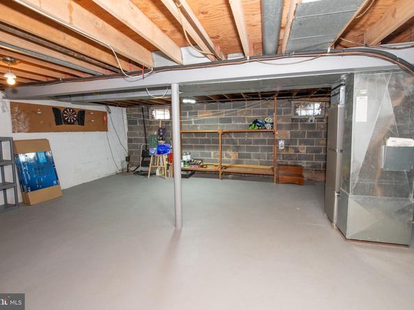 287 Essex Road, Warminster PA 18974