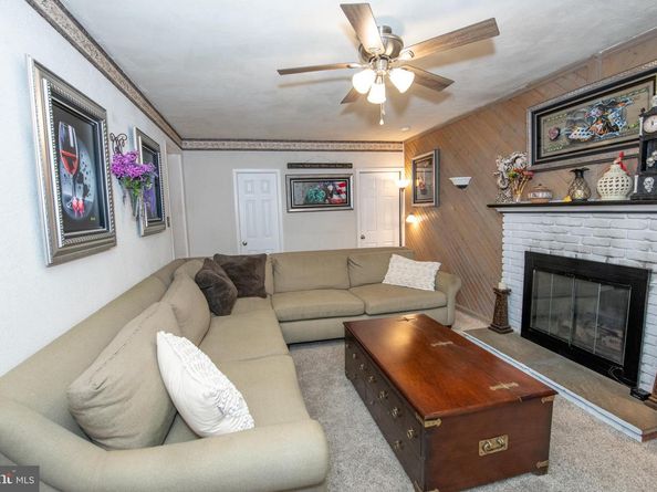 287 Essex Road, Warminster PA 18974