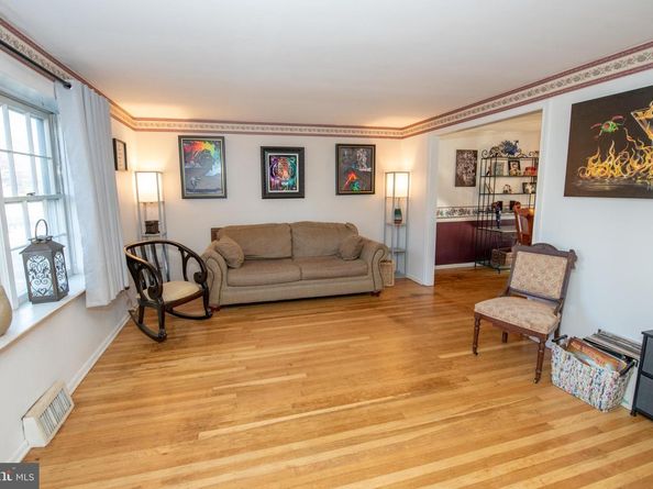 287 Essex Road, Warminster PA 18974