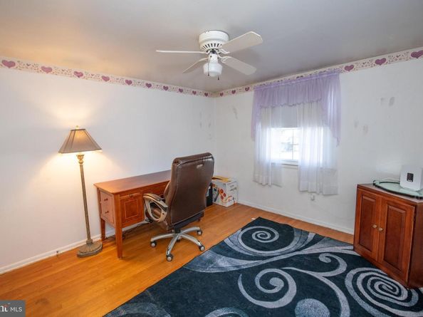 287 Essex Road, Warminster PA 18974