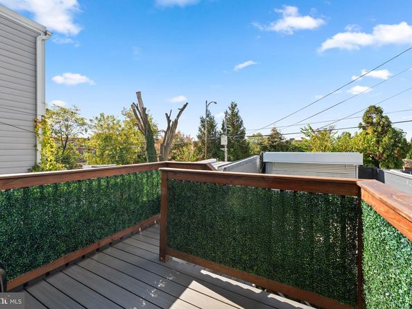 3728 9TH Street NW, Washington DC 20010