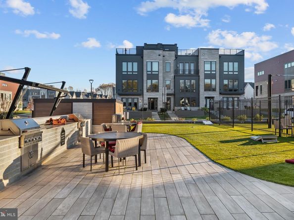 9750 Windflower Way, Bethesda MD 20817