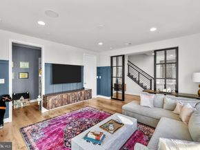 9750 Windflower Way, Bethesda MD 20817