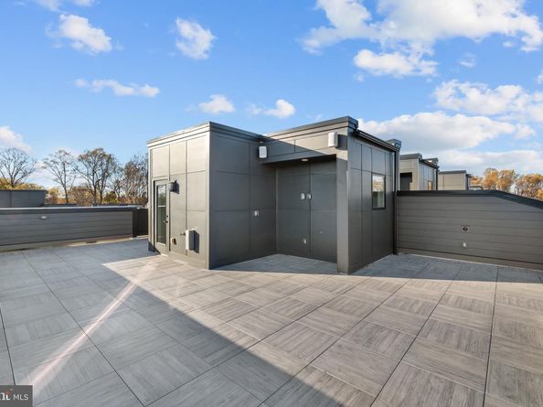 9750 Windflower Way, Bethesda MD 20817