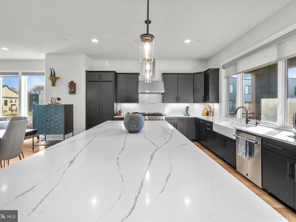 9750 Windflower Way, Bethesda MD 20817