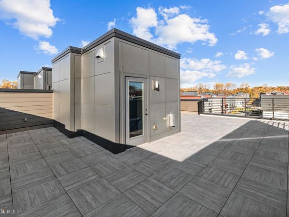 9750 Windflower Way, Bethesda MD 20817