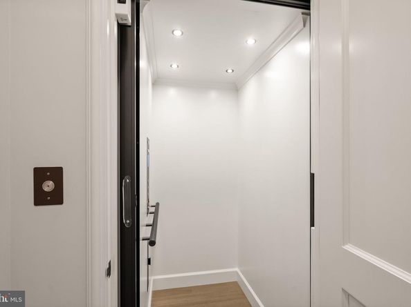 2101 Foxhall Road NW, Washington DC 20007