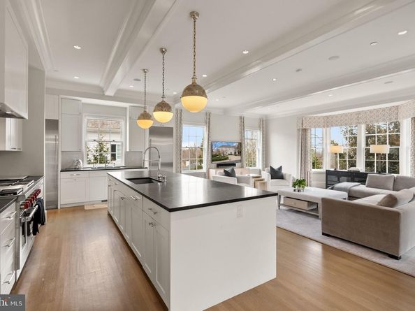 2101 Foxhall Road NW, Washington DC 20007