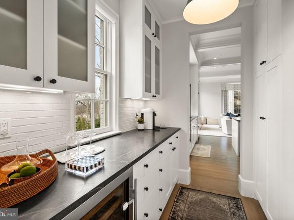 2101 Foxhall Road NW, Washington DC 20007