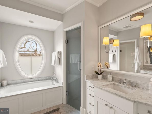 2101 Foxhall Road NW, Washington DC 20007