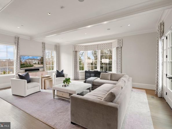 2101 Foxhall Road NW, Washington DC 20007