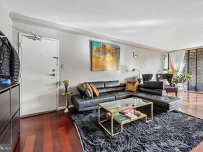 16 S Van Dorn Street 101, Alexandria VA 22304