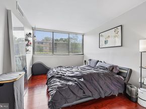16 S Van Dorn Street 101, Alexandria VA 22304