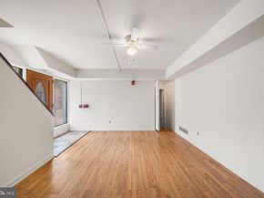 220 Bainbridge Street, Philadelphia PA 19147