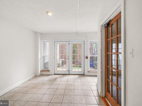 220 Bainbridge Street, Philadelphia PA 19147