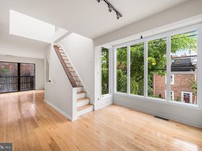 220 Bainbridge Street, Philadelphia PA 19147