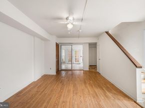 220 Bainbridge Street, Philadelphia PA 19147