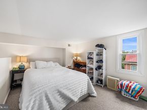 220 Bainbridge Street, Philadelphia PA 19147