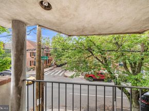 220 Bainbridge Street, Philadelphia PA 19147
