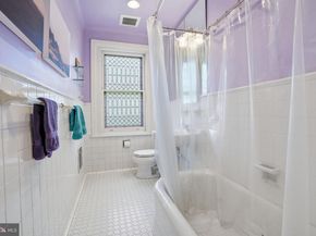 7941 Park Avenue, Elkins Park PA 19027