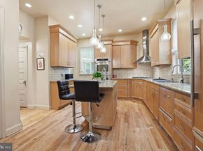7941 Park Avenue, Elkins Park PA 19027