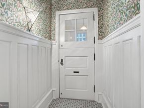 7941 Park Avenue, Elkins Park PA 19027