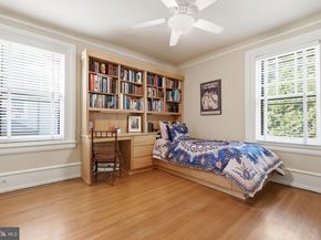 7941 Park Avenue, Elkins Park PA 19027