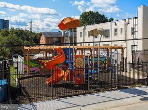 717 Brandywine Street SE 304, Washington DC 20032