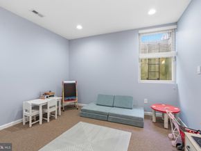 832 N 20TH Street, Philadelphia PA 19130
