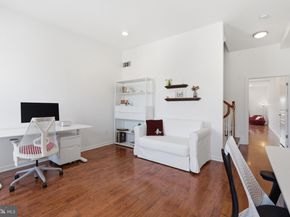 832 N 20TH Street, Philadelphia PA 19130