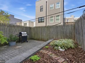 832 N 20TH Street, Philadelphia PA 19130